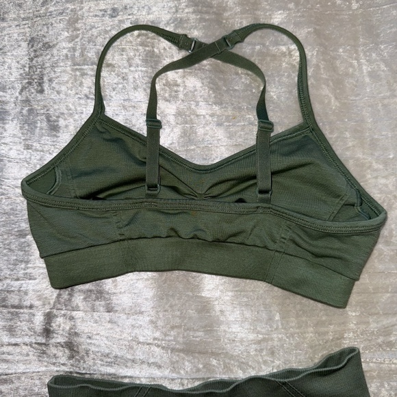 Oner Active Sage Green Effortless Cycling Shorts and Strappy Bralette (S) - Picture 9 of 11